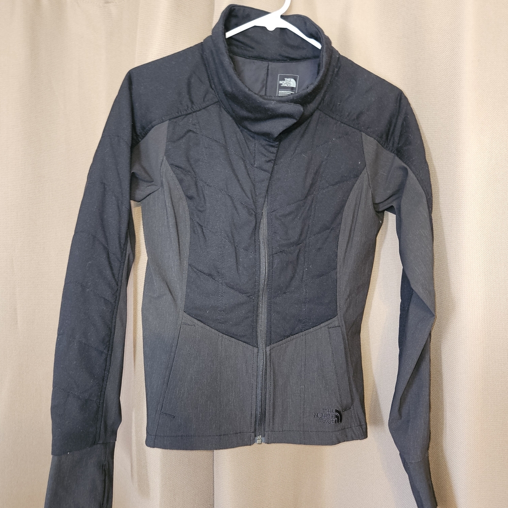 The North Face Women's Black and Gray Ski Jacket
